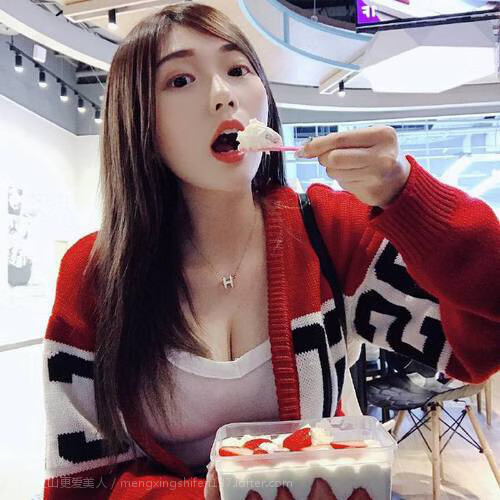 非常精彩,充满了戏剧张力。关键词唯一性意味着这场比赛的结果、过程和英雄人物都是不可复制的,是足球史上一个独特的如果变成了现实。以下是为您构思的文章